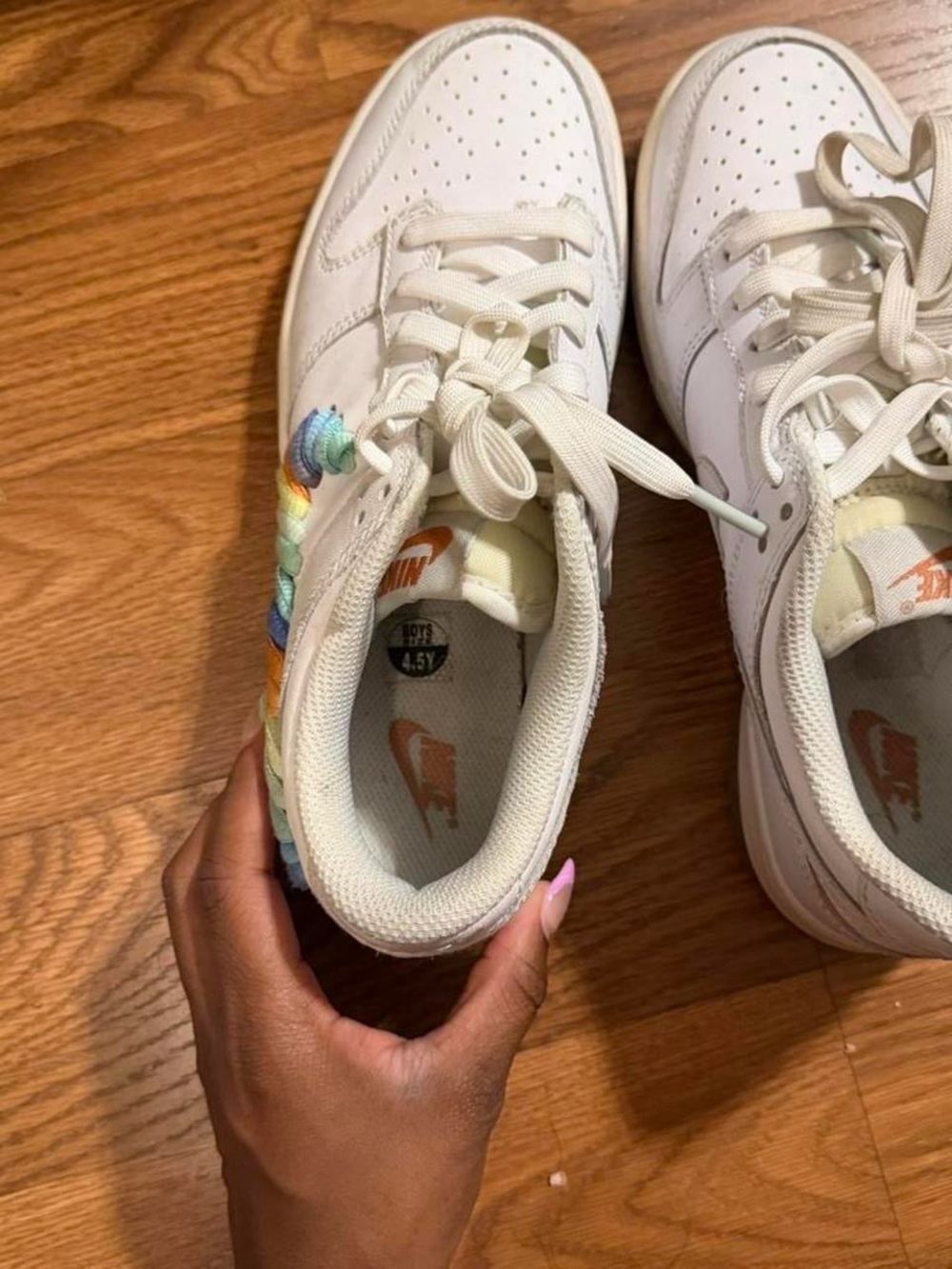 Nike Kids White Low-Top Sneakers with Rainbow Stitch Detail